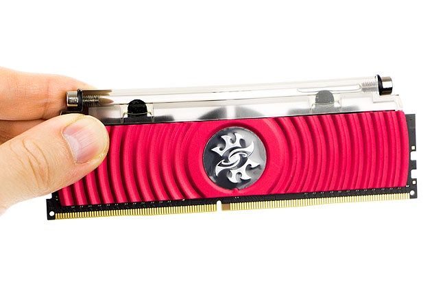 RAM ADATA XPG SPECTRIX D80 - system chłodzenia