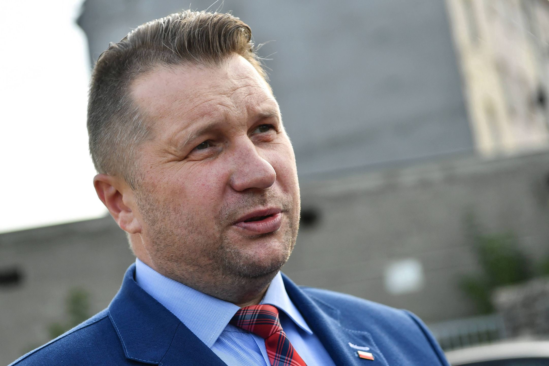 Przemysław Czarnek mimo zakazu odwiedził babcię w szpitalu