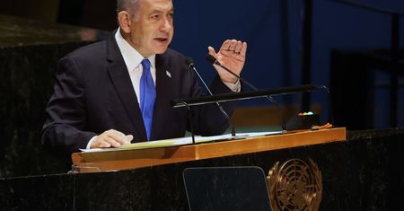 Atak na Izrael. Iran ma ruch. Ceny poszybują. Ekspert: strzał w kolano