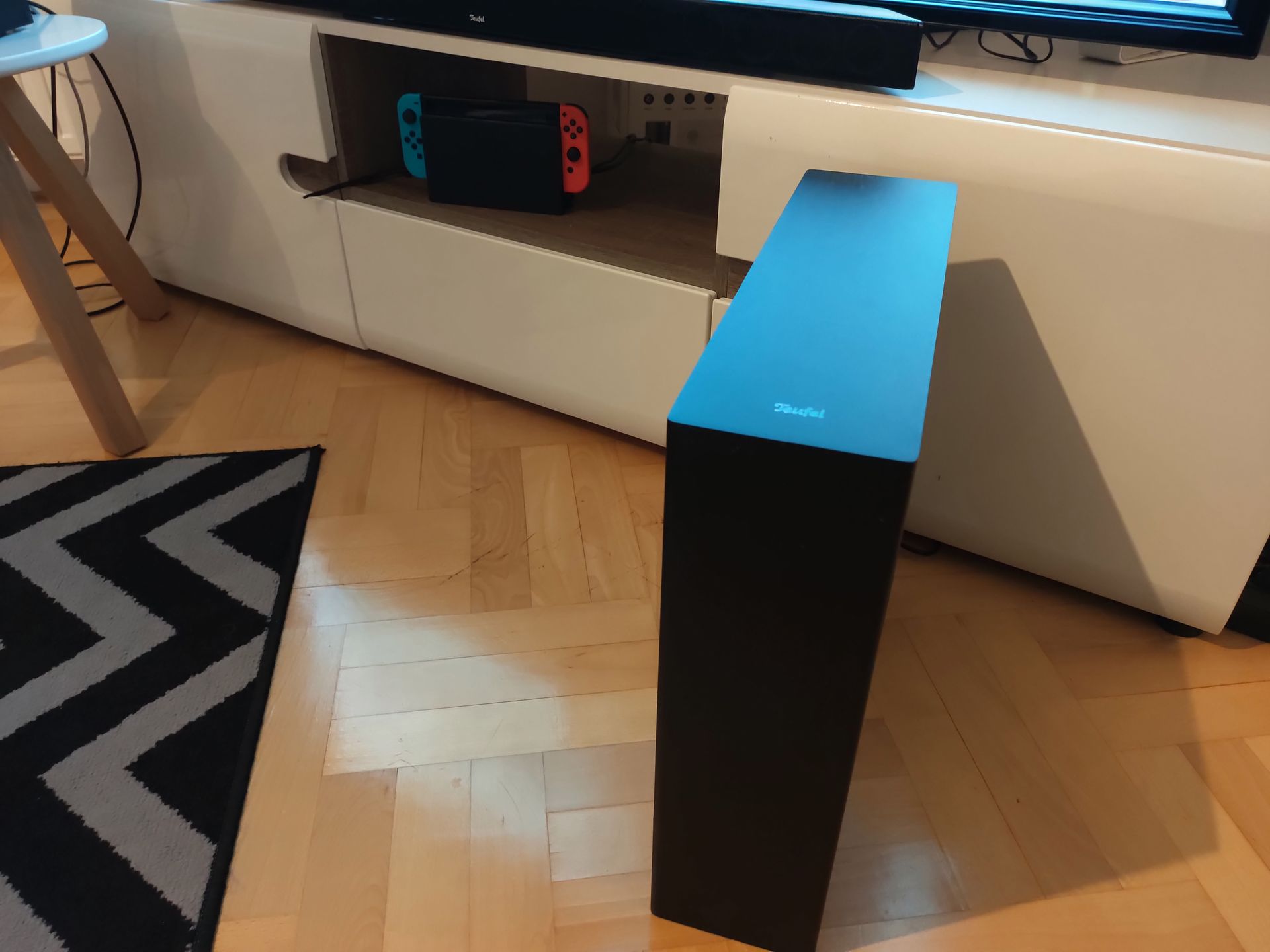 Soundbar Teufel Cinebar 11: diabelnie dobry dźwięk przy małych gabarytach (test) 2