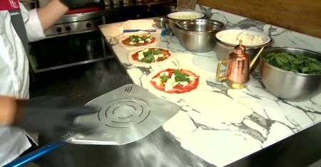 Restauracje redukują personel, oszczędzają energię, ale są bezsilne wobec wzrostu cen produktów do przygotowania dań