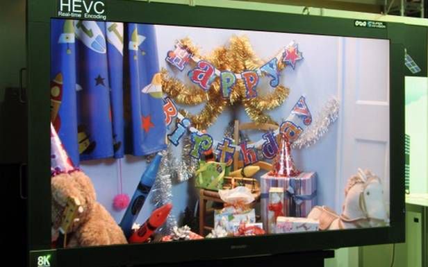 Obraz w formacie Super Hi-Vision zaprezentowano na 85-calowym telewizorze Sharpa