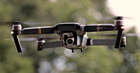 Niebezpieczny incydent w Zaporoskiej Elektrowni Jądrowej. Atak dronów zagraża bezpieczeństwu