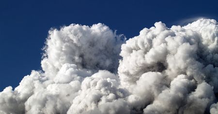 Pożar w zakładzie chemicznym w Georgii. Gigantyczne kłęby dymu nad miastem