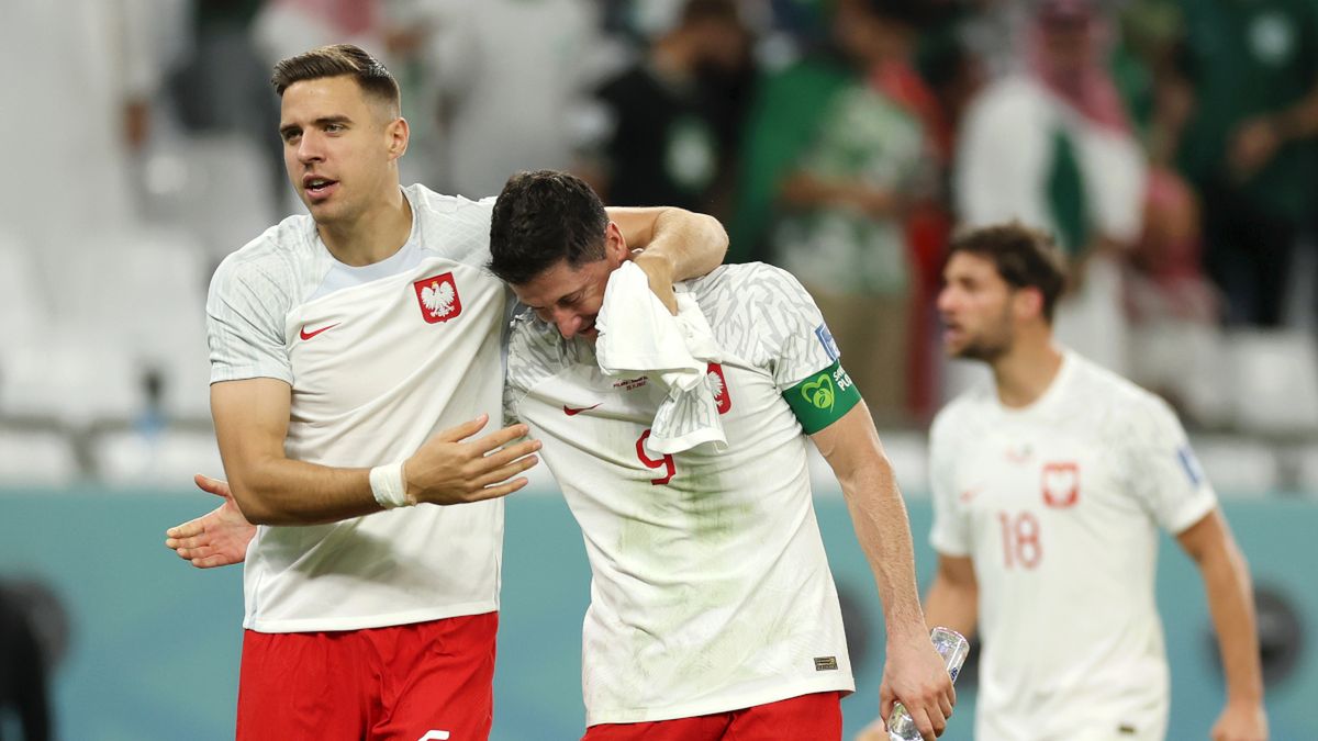 Jan Bednarek i Robert Lewandowski