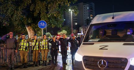 Napięcia wokół zwrotu ciał zakładników w Gazie. Izrael czeka