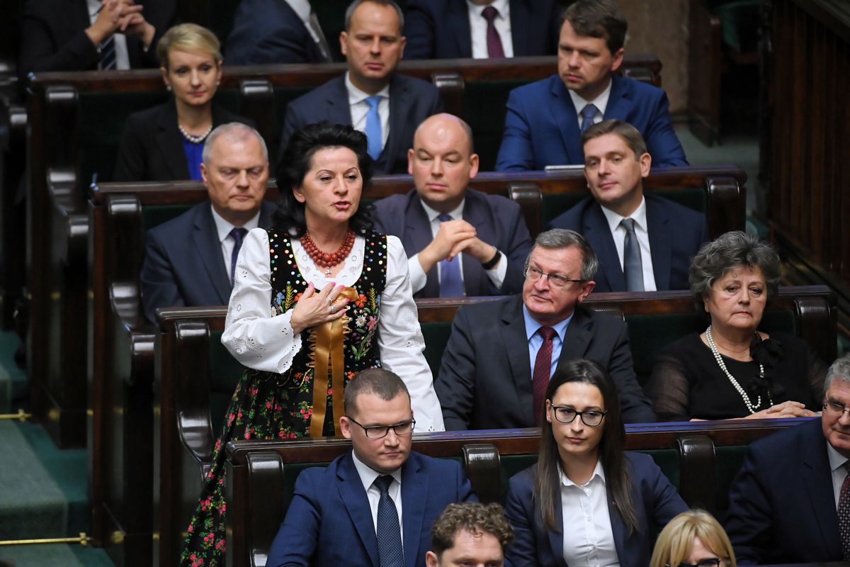 Pierwsze posiedzenie Sejmu i Senatu. Jachira, Arent, Sowińska i Paluch wyróżniały się na tle innych
