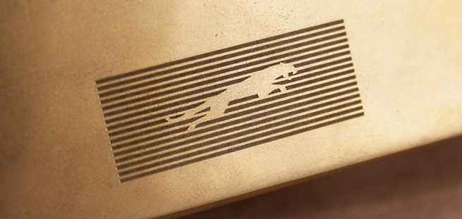 Jaguar z nowym logo i hasłem