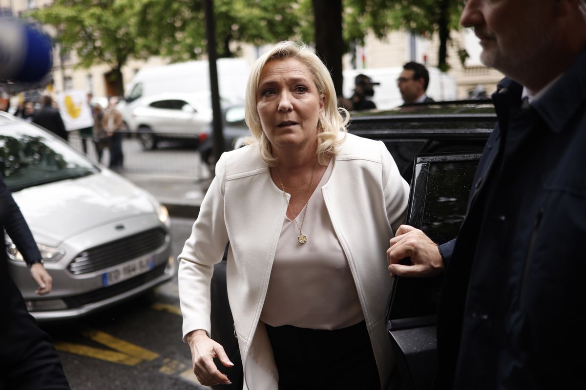 Marine Le Pen prowadzi kampanię wyborczą przed II turą wyborów prezydenckich we Francji 