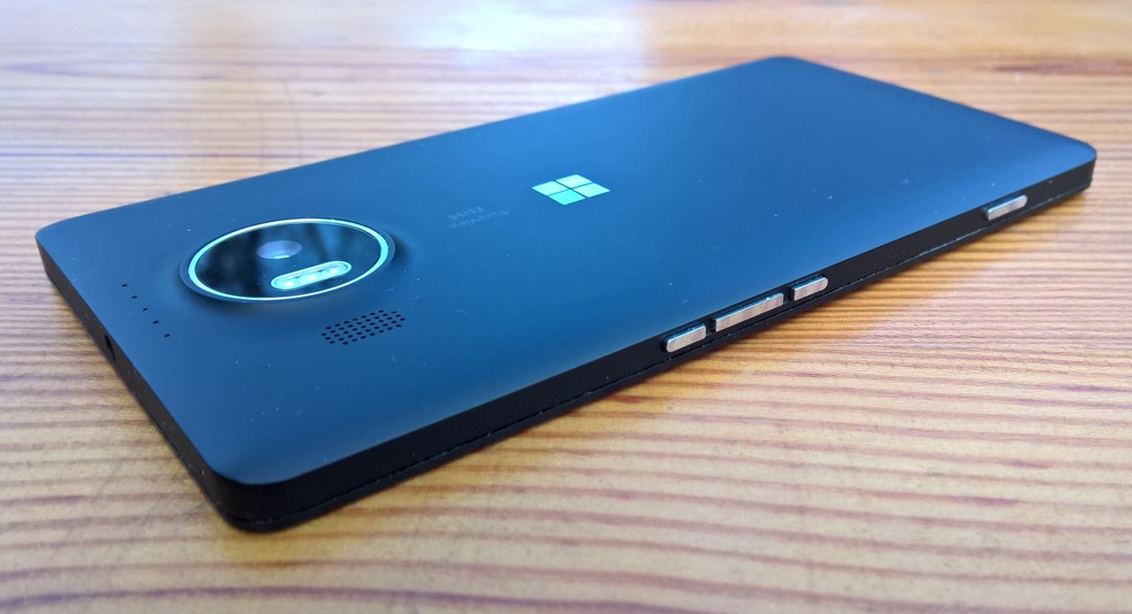 Lumia 950 XL