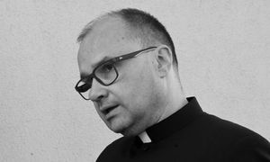 To już rok od tragicznej śmierci 47-letniego księdza. Wracał z kolędy