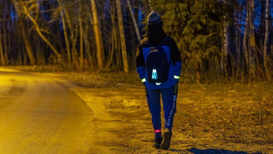 W tej szkole lekcje zaczynają się o 6.30. Jak sprawę komentuje dyrektor placówki?