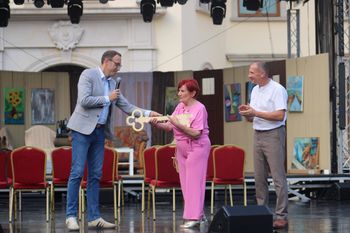 Tarnobrzeg: Dni Seniora 2025. Prezydent przekazał klucz do bram miasta, a potem ruszyła zabawa - zobacz zdjęcia z 5 września