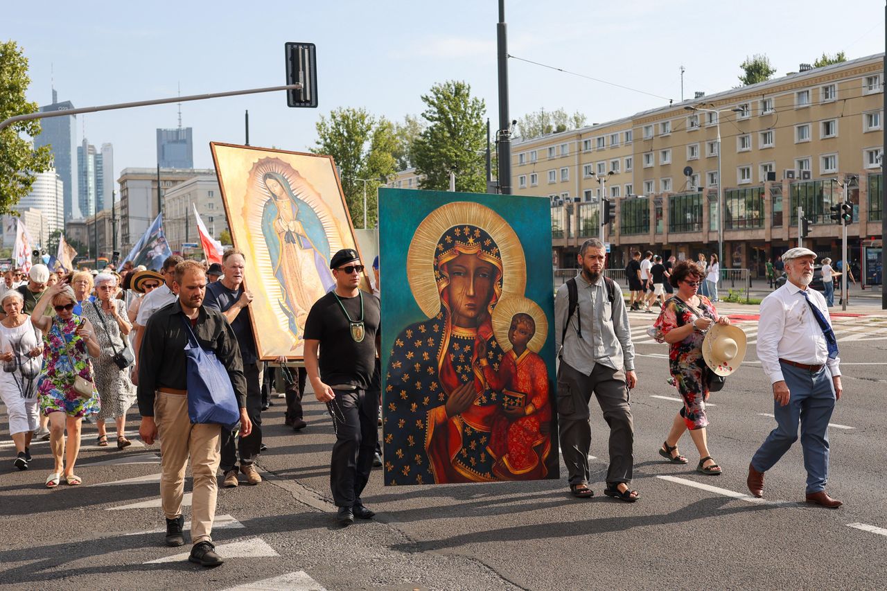 Kościół ujawnia nowe dane. Spada uczestnictwo w praktykach religijnych