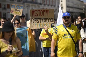 Mają dość turystów. Wielki protest mieszkańców Wysp Kanaryjskich