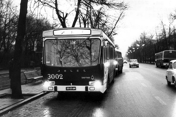 Jelcz PR100 Berliet (źródło: przegubowiec.com)