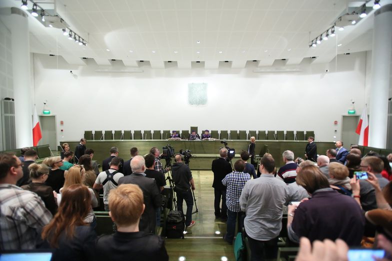 Będzie fala pozwów ws. kredytów frankowych? Prezes mBanku: nie ma innej drogi