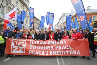 "Tego PiS nam nie zabierze!" - Polacy wyszli na ulice z okazji 1 maja