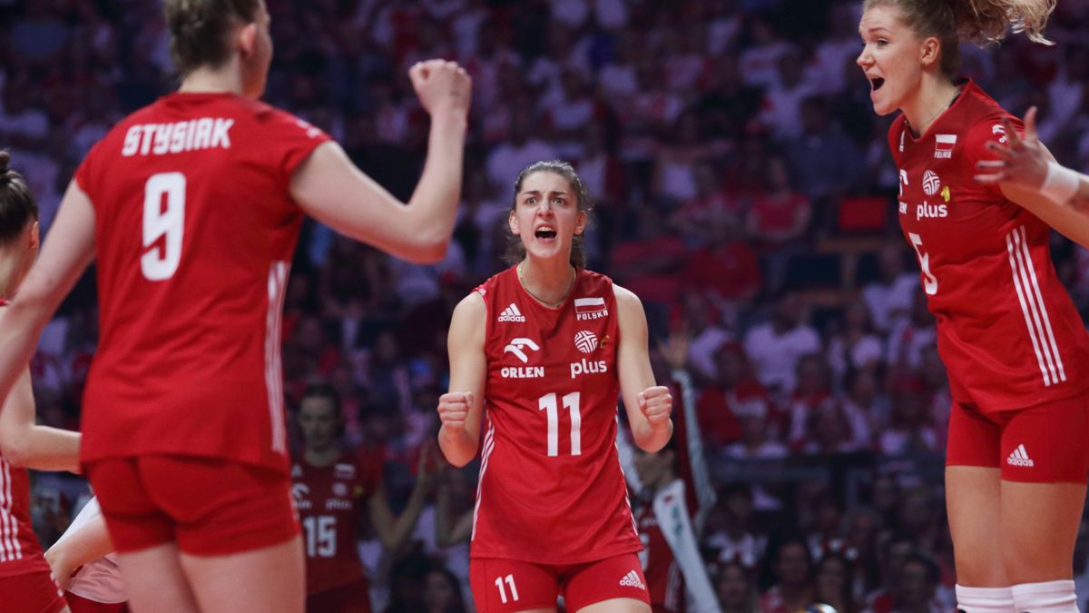 WP SportoweFakty / Justyna Serafin / Na zdjęciu: Martyna Łukasik (w środku)