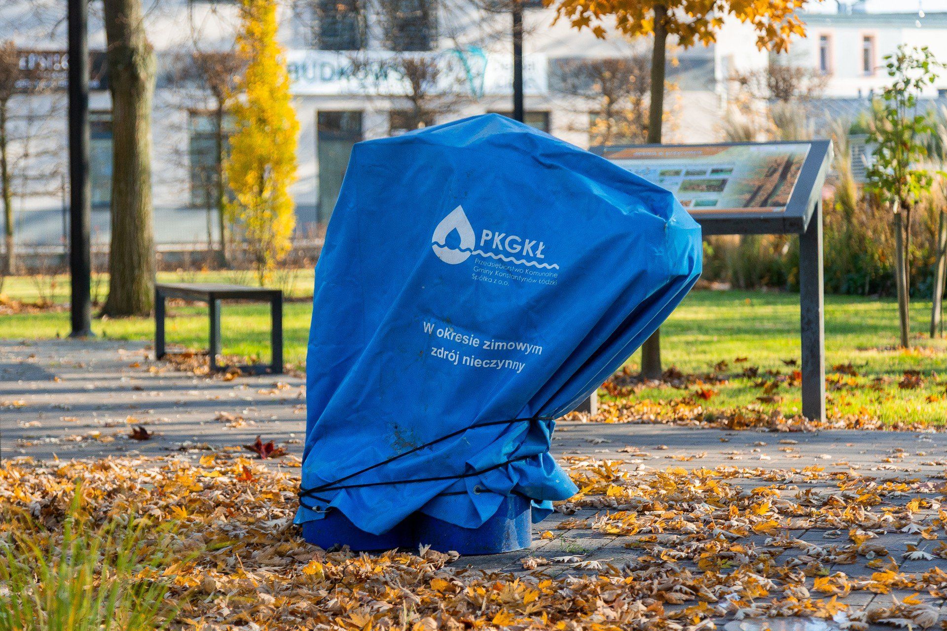 W zimowych miesiącach skwerek nie jest w pełni funkcjonalny.