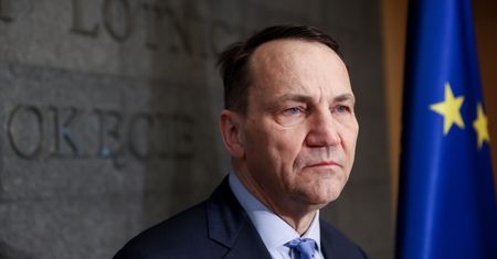 Syn Sikorskiego w armii USA. Polityk PiS: "Widocznie czuje się bardziej Amerykaninem"