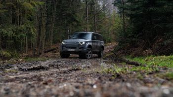 Test: Land Rover Defender 130 Outbound - zew przygody