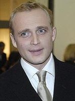 Piotr Adamczyk złamał nogę