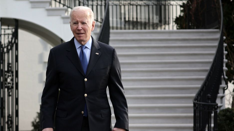 TemporaryWASHINGTON, DC - MARCH 23: U.S. President Joe Biden walks towards members of the press prior to a Marine One departure from the White House on March 23, 2022 in Washington, DC. President Biden is traveling to Europe to meet with NATO and EU leaders to discuss Russia's invasion of Ukraine.   Alex Wong/Getty Images/AFP == FOR NEWSPAPERS, INTERNET, TELCOS & TELEVISION USE ONLY ==ALEX WONG