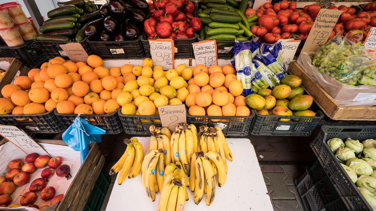 Ceny owoców w czerwcu wzrosły o 27 proc. względem ubiegłego roku.