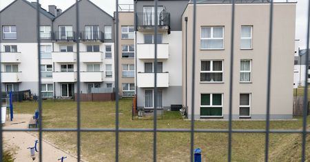 Mieszkanie Plus porażką rządu? "Wygląda to jak takie sprzątanie problemu"