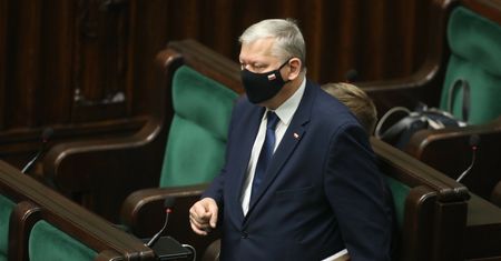 Zamieszanie wokół ustawy Hoca. Będzie nowy projekt. Suski zdradza szczegóły