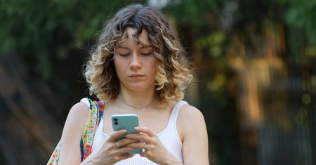Bonus w Orange. Rozmowy i SMS-y bez limitu i 5 GB internetu