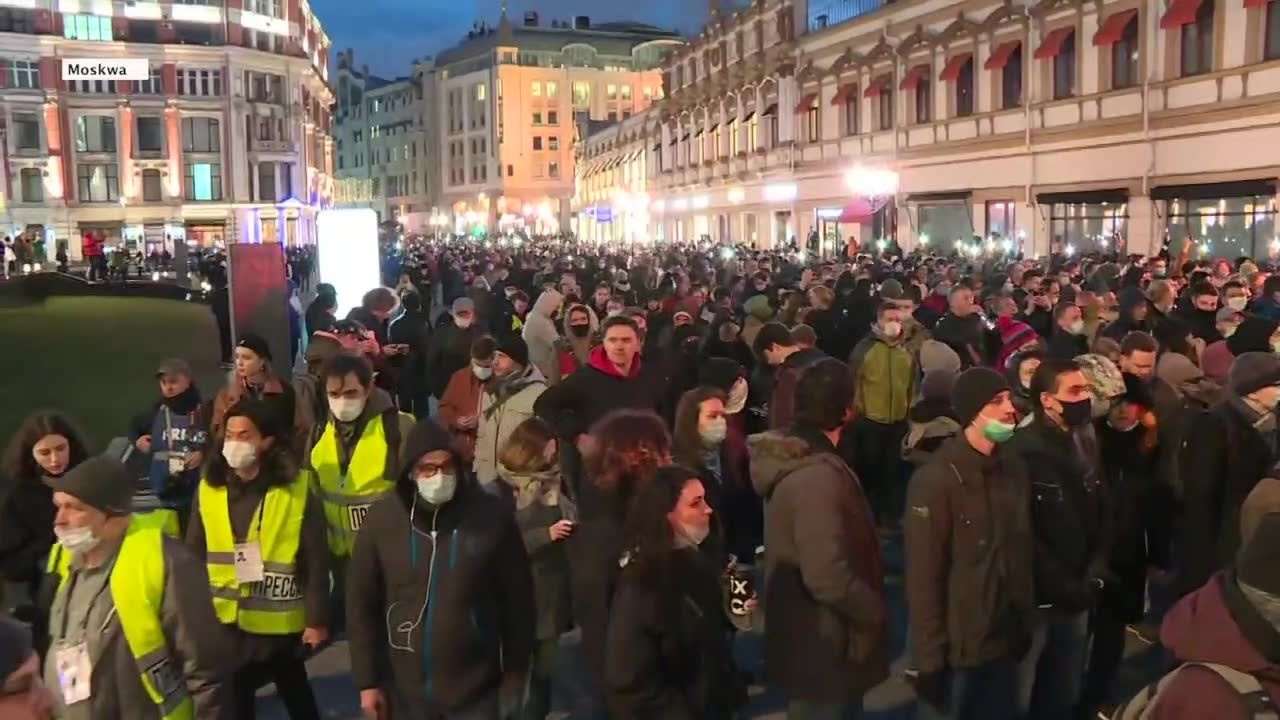 Demonstracje poparcia dla Nawalnego w wielu rosyjskich miastach. Aresztowano prawie półtora tysiąca osób.