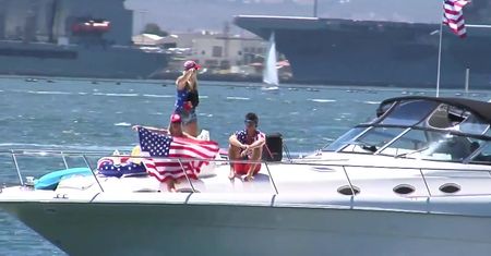 Parada jachtów sympatyków D. Trumpa z 75. urodzin byłego prezydenta USA