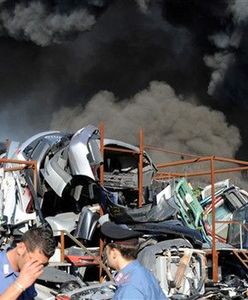 Gigantyczny pożar złomowiska samochodów w Rzymie