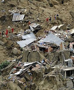 Domy razem z deszczem spłynęły ze zbocza pagórka