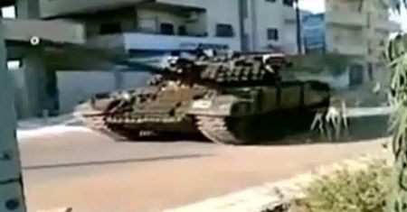Starcia między syryjskimi oddziałami wojsk reżimowych