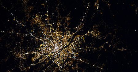 Warszawa widziana z kosmosu - niezwykłe zdjęcie