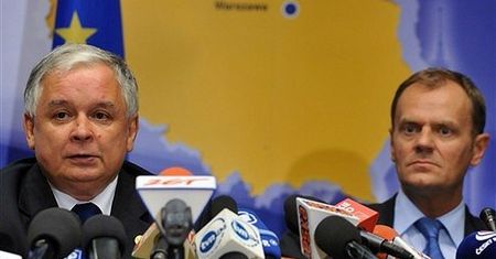PO chce, by to rząd ustalał delegację na szczyty UE