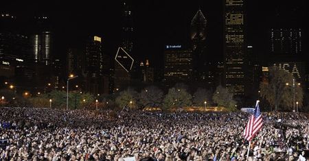 Zwolennicy Obamy zbierają się w centrum Chicago