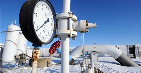 Rosja wymusza wyższą cenę za gaz, bo potrzebuje gotówki