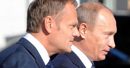 "Tusk napluł Putinowi do kieliszka"