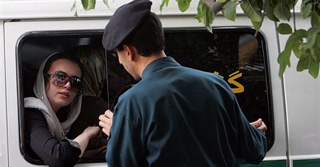 Irańska Policja Moralna wzmaga czujność