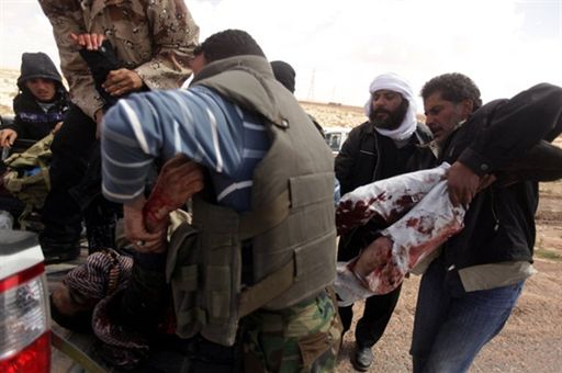 Amerykanie: Kadafi dalej atakuje cywilów