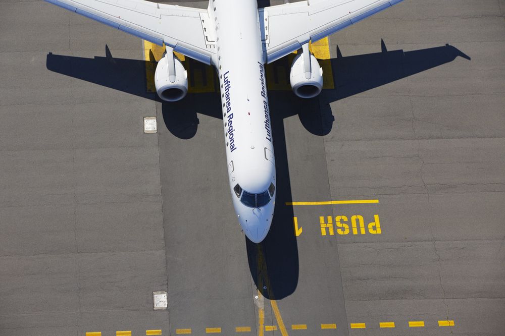 Wskutek strajku Lufthansa odwołała na czwartek ponad 900 lotów