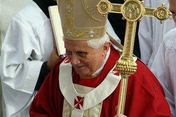 Benedykt XVI rozpoczął pielgrzymkę po Ziemi Świętej