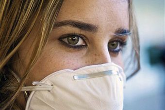 Francja szykuje się na atak grypy jak na wojnę