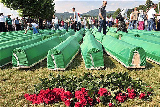 Obchody 15. rocznicy masakry w Srebrenicy