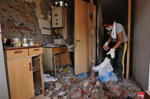 Mieszkańcy Chile plądrują sklepy po trzęsieniu ziemi