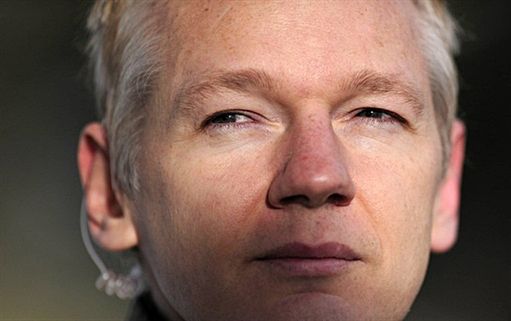 Assange: nie znam osoby oskarżonej o pomoc WikiLeaks